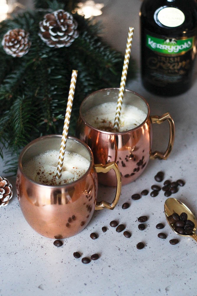 cremiger-weihnachtspunsch-mit-kaffee-sahnelikoer-irish-cream-heissgetraenk-weihnachten-3