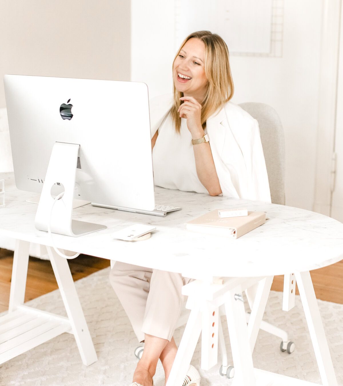 Alexandra Winzer_Office Collection_-31